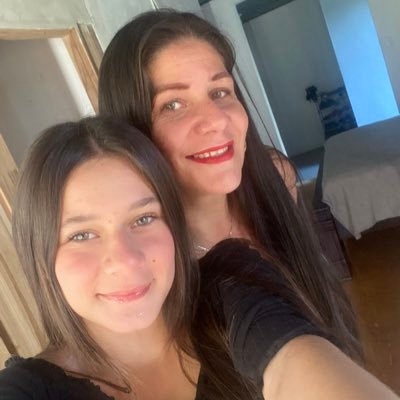 KattiaJime2200's profile picture. 