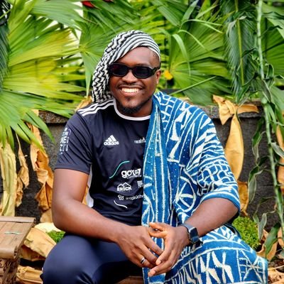 Vally_Saa's profile picture. #237||environmental engineer♻ || Tech enthusiast|| food lover|| personal development expert ||📱⌚️💻🖥⌨🖨🖱📷 🇨🇲 IG: saa.exe IG: nastech09