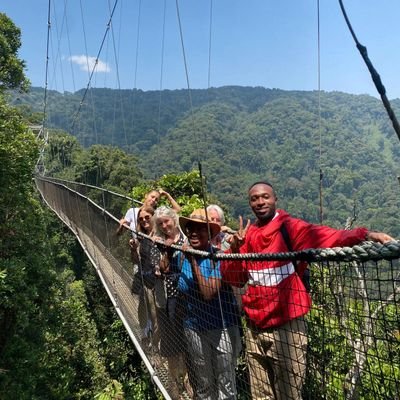 AzabeR35676's profile picture. 🇷🇼🇨🇩🇰🇪🇺🇬🇧🇮 Passionate about exploring the world 🌍 | Tourists guide | I speak travel fluently #travelwithme🚗