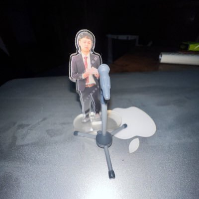 everyday_abe's profile picture. 蝶のように舞い、蜂のように黄色く。