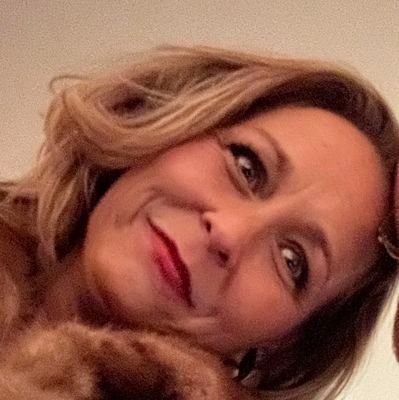 Jesus is king, mom of two boys, metastatic breast cancer 🎀 survivor, disabled due to cancer complications (jab), former Nursing Home Administrator, no DMs