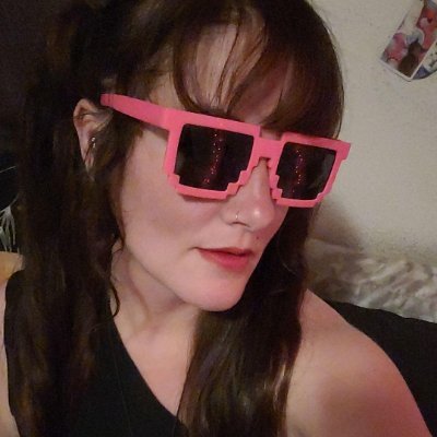 Auntie Jess, at your service.
Politically free 💜
Yay Area born and raised.
Sweet/B