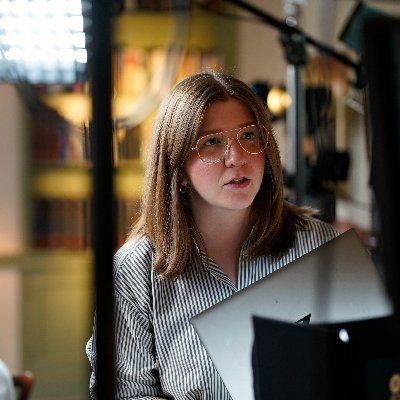 segment producer @ThisWeekABC | past: @ABCPolitics | #SMPAproud | call me beep me if you wanna reach me: quinn.x.scanlan@abc.com