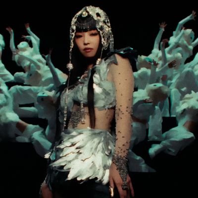 🖤BP IN YOUR AREA🩷
*Fan account*
Stream Flower/AEOM 🌸 APT 🍾 BornAgain🩶 Zen 🧘🏼♀️