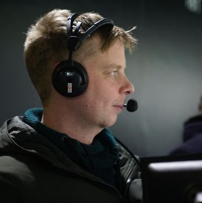 Annedejong's profile picture. Commentator voetbal en zwemmen bij de NOS