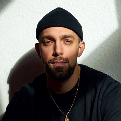 eli_klughammer's profile picture. @DAVID_x_ELI