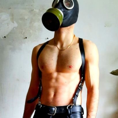 ⛔️🔞⛔️ only adults!
🍆💦Hung Junior Leather-Latex Dom Top 😈
follow my journey