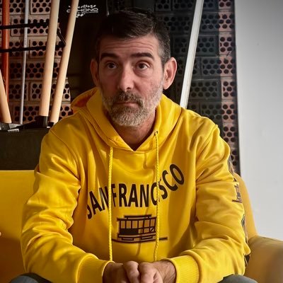 Periodista de profesión y vocación.
Pero esto es una cuenta personal.