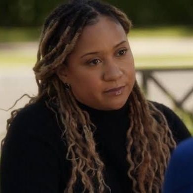 rj7rjhoneydew's profile picture. 🤞🧡🐝
them