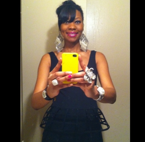 Model Material Chic&Coquettish
I'm a trendsetter that does hair
#TeamPisces
#Teamiphone