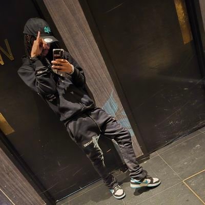$VLamb022
Features🎶➡VaughnLambo@gmail.com
🛑🚨🗣️#WWKOL
link below⚡️