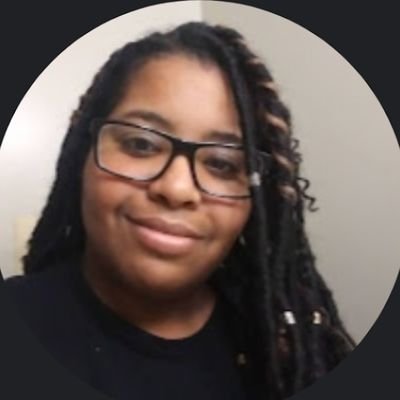 real_vee333's profile picture. 