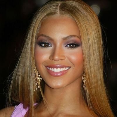Beyfã e chato 🐝
💛 Beyoncé 🖤 • Megan thee stallion • FLO • SZA • Adele • Victoria Monet •