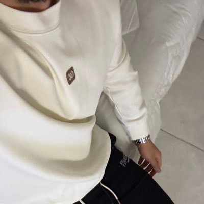 isuxse's profile picture. 