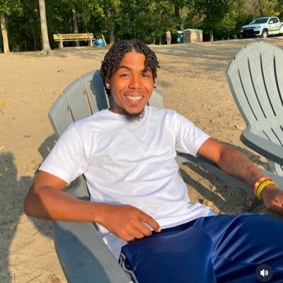 long live all my brothers and sisters who ain’t make it this far.. the love is forever up and stuck 💙888/333✨