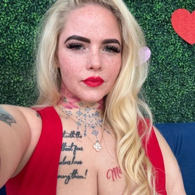 ✨content creator ✨video chats ✨model ✨ foot model ✨bottle girl ✨ traveling, companion✨sugar baby)🚨Only fans!!!
