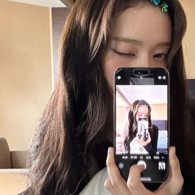 HYEJUTHELOML's profile picture. hyperfixated on women, #1 title as the best hoomf