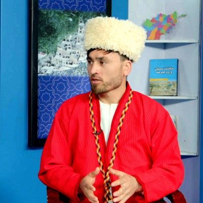 هر بیر قوم اوز دلی بیلن تانیلیور
وقتی دلنده ادبیات بولمسه
کتابینده ادبیات بولمسه
تاریخنده ادبیات بولمسه
شعر و شاعرلرینغنده ادبیات بولمسه
اول دل غایب بولر