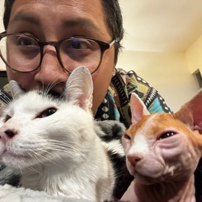 Software developer. I’m very curious about everything. I’m happy but sometimes I forget it.