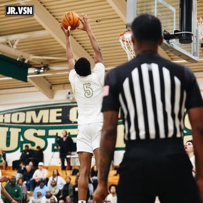 6’7 wing c/o 2028 @ Coronado High School