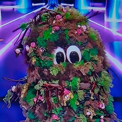 tensionsheet's profile picture. oh you know.