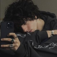 ๐๐๐๐๐๐๐
๐ฅ (@_eterno_vuh) 's Twitter Profile