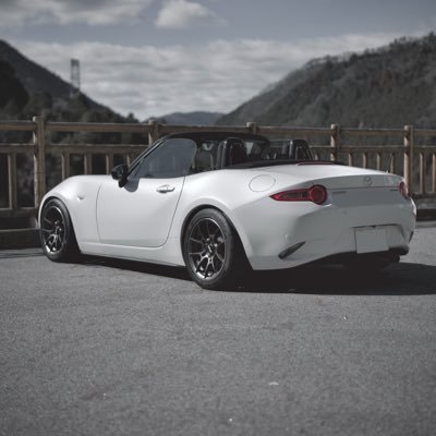 kurumariond's profile picture. 運転が好きなおじさんのアカウント。iRacingをPSVR2で遊びはじめました。NDロードスター(2023〜)