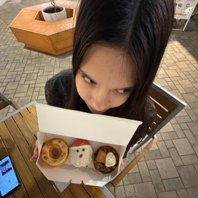 batatafilipina's profile picture. cuuuuuu🦀