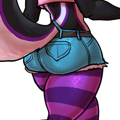 Violet 💛🤍💜🖤さんのプロフィール画像