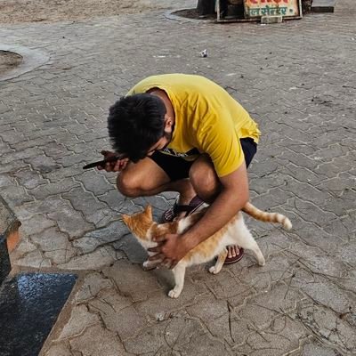 DivyanshuALok's profile picture. React Native Developer 🚀 
I am old (just took 30 sec to take a screenshot) | Photography - F1 - Valo - biking - skateboard - TBSM |
productivity ↔️ rant