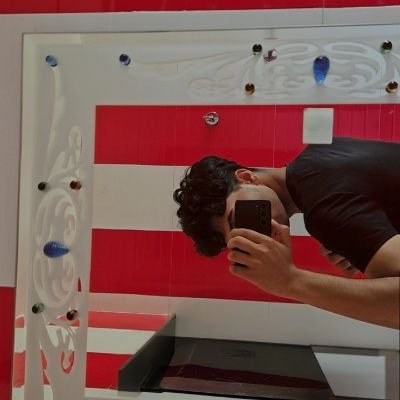 watertastesbadd's profile picture. 