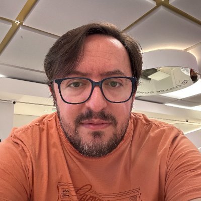 📰Jornalista | Jurista | Previdenciarista
🔺Natural de Guaxupé/M.G.
💻Editor do Boletim do Paddock @diznoboletimque
🎙️ Host no #BPCast
♥️@DehFlowers