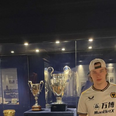 Petereide_o's profile picture. Analyst/Scout | Specializing In 🇮🇹🇩🇪🇳🇴 | Aspiring Coach