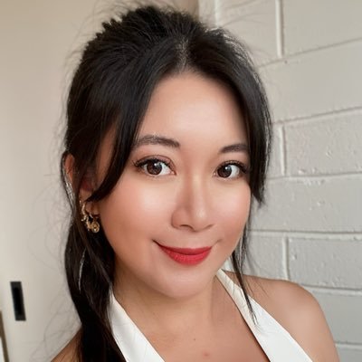 Brand Strategy + @Webflow Design + Dev @SsuperFrsssh. Sr Product Designer @humanitix_team. Crafting digital experiences for beauty, food + wellness brands. 🚀