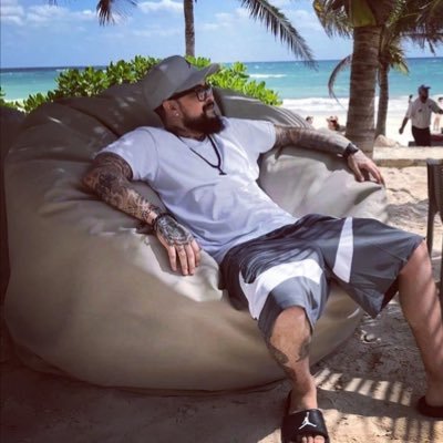 JamesVicksChin's profile picture. All things #MMA #Boxing #CombatSports