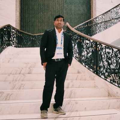 itsraj_anand's profile picture. An Engineer @IITHyderabad । Dedicated to the betterment of poor society | A village to USA🇮🇳🇺🇲.