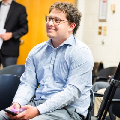 patriots @SInow / news @7news / hs sports @TheSunChronicle / formerly @QUChronicle, @BarstoolSports / self-described lemonade snob