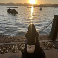Xinyue (@kgujc96711357) 's Twitter Profile