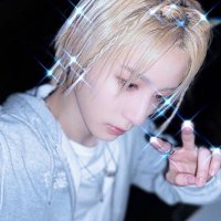 수련 (@myy0uth1sfree) 's Twitter Profile