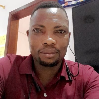#A speech therapist/ #making a positive impact #fan of AAC #ManUtd fan