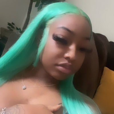 jashaareneee's profile picture. 19