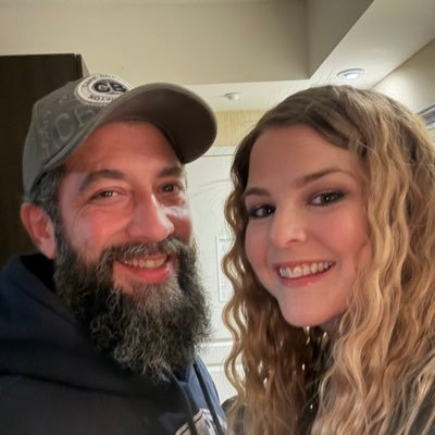 🇨🇦 | 420 | #Warzone / @CallofDuty Content Creator | Bus. Inq. - DM’s Open | @DrinkPOGGERS CODE: CRAFTY | 💚https://t.co/HVN8Iu6yQX