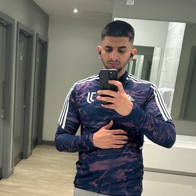 1Tejasdesai's profile picture. 