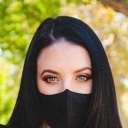 razan202657675's profile picture. أُحِبُّكَ رغمَ المَسافاتِ تَنأى
وَرغمَ الليَالي وَأَحزان دَهري
أُحِبُّكَ حُبَّاً يَفوقُ التمَني
@Me1001ra❤️
@nmrmiro2💙