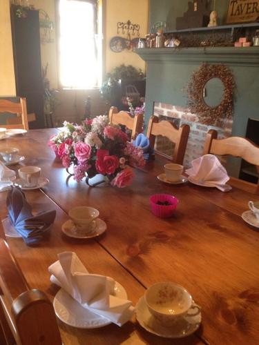 snsparties's profile picture. love to host magical parties for kids of all ages, making whatever dreams they have come true!