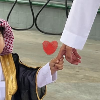 أحيان أحس اني جبل أصد في وجه الرياح و أحيان أحس اني غصون كل ريح تهزها