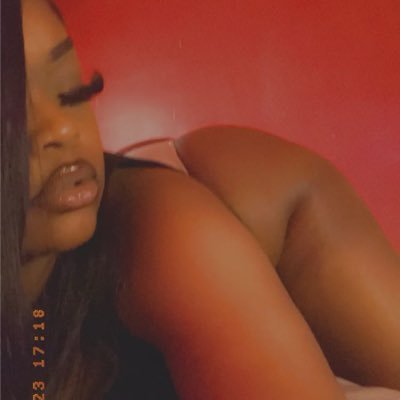 SugarGritss's profile picture. 25| 🌈| |WELCOME TO MY WORLD 🌎 🔥🩷