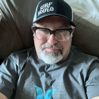 James_wiston201's profile picture. A man is someone who does not lose his child's heart 😊✨❤️