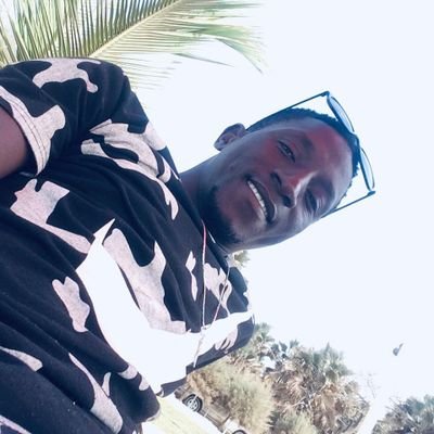 stay positive and honest ✨️ the goal is to achieve better life and living 🙏 🙏 for my family