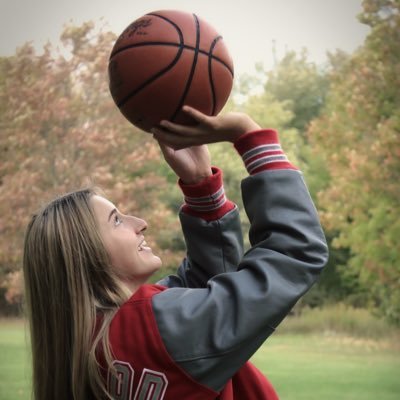 hannahward02's profile picture. CHS 25’ 👹 JCU 29’ ⚡️